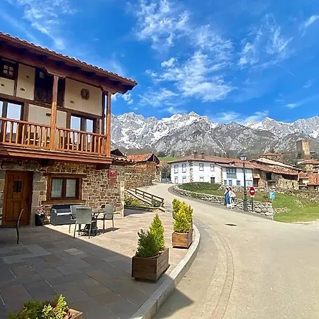 La Ventana De Mogrovejo 4* Camaleno