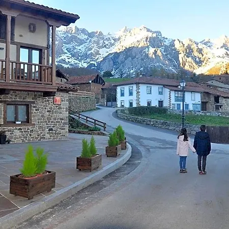 Hotel La Ventana De Mogrovejo 4*